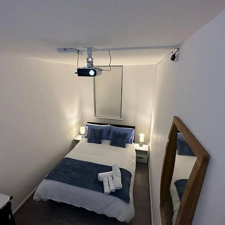 Small Cozy Private Bedroom Zone1 Londres Exterior foto